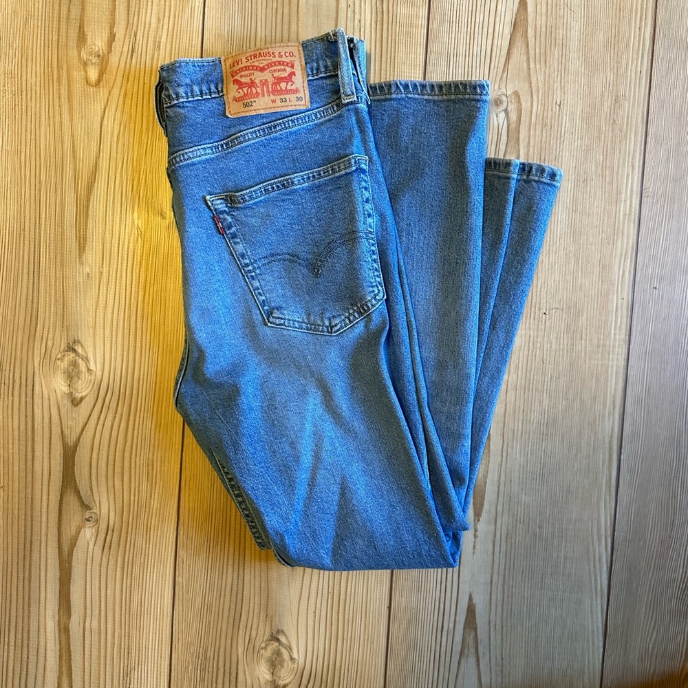 NWOT MENS LEVI JEANS